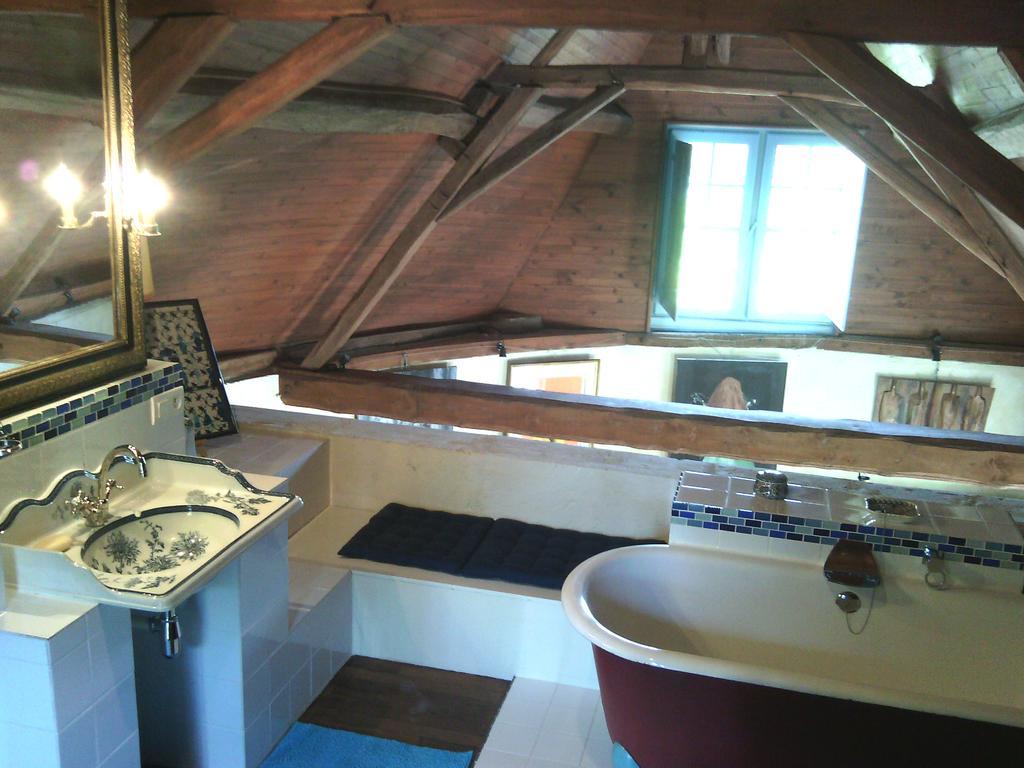 Les Douves Bed & Breakfast Onzain Room photo